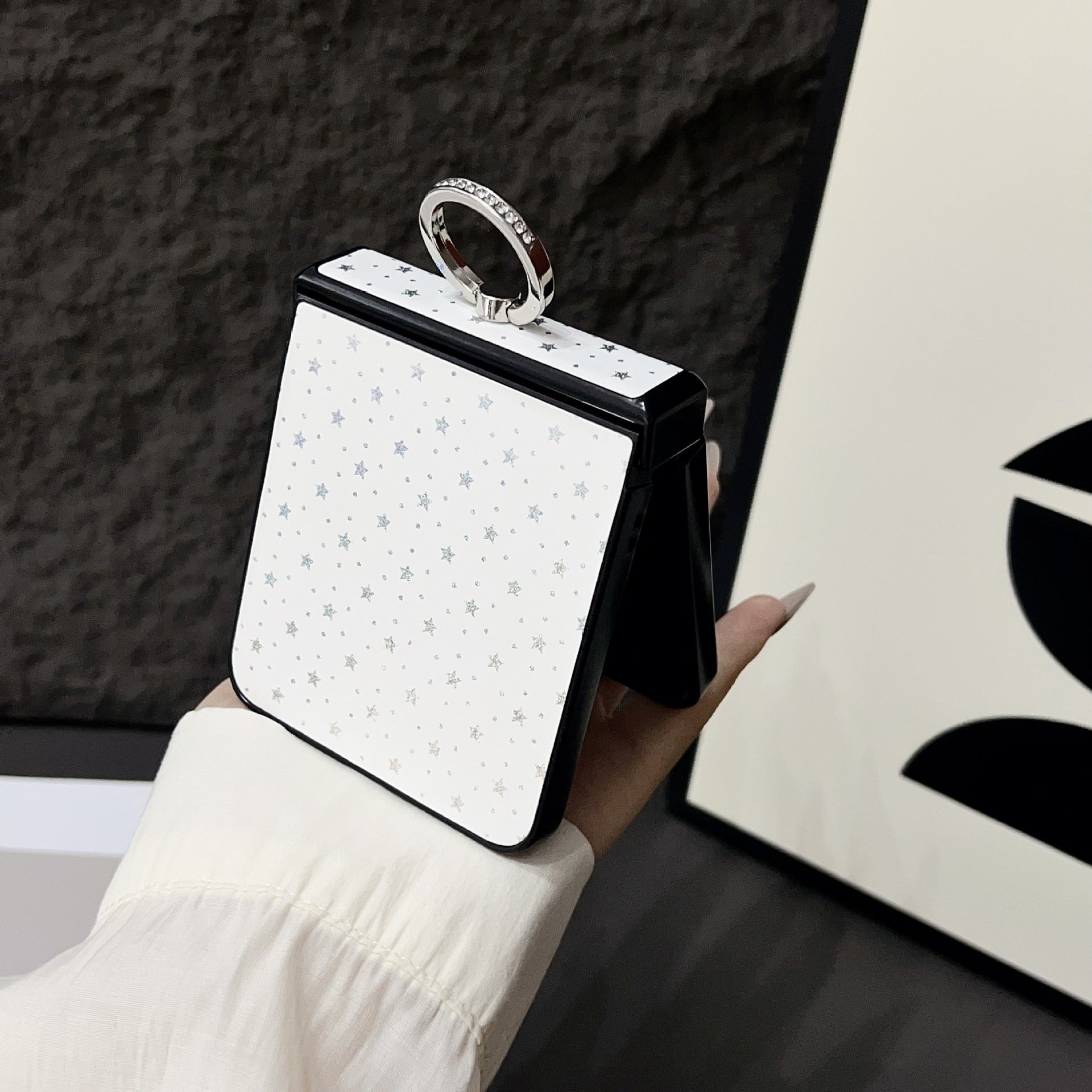Compatible with Samsung Z Flip7 Glitter Star Ring Holder Metal Clip for Z Flip5/4 Phone Case Z Flip6 Leather Texture