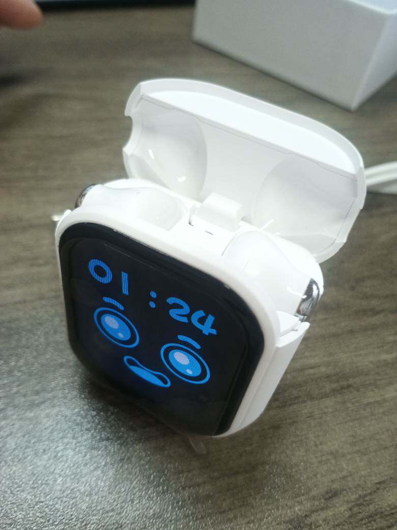 Earbuds Bluetooth 5.4 com ANC e Ecrã LCD | Liga de Titânio | IPX3 | NFC | Preto e Branco
