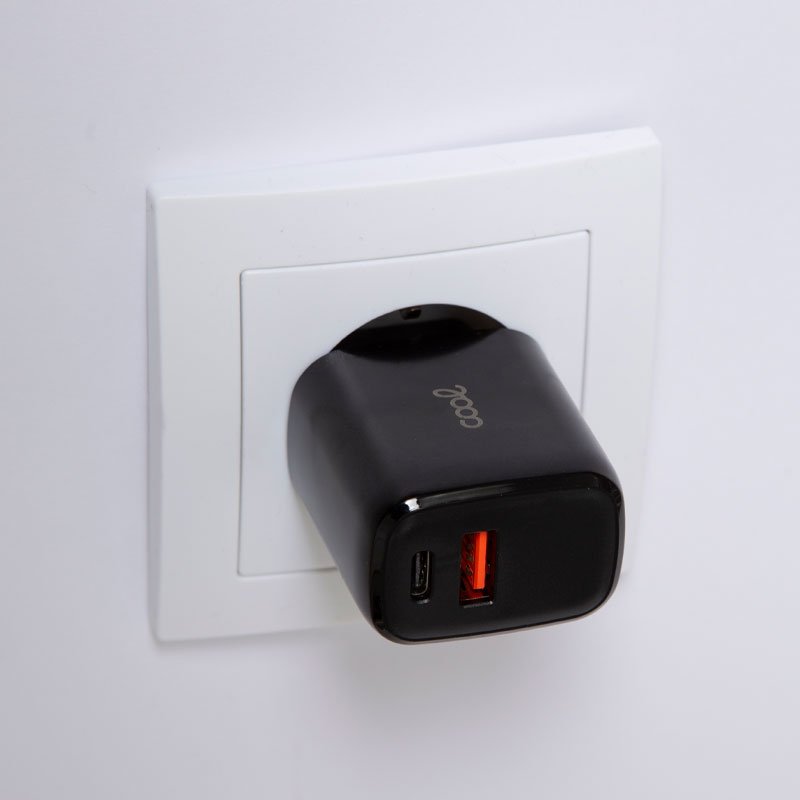 Cargador Red Universal Fast Adapt. (PD) Dual USB-A / USB-C COOL (20W) Negro